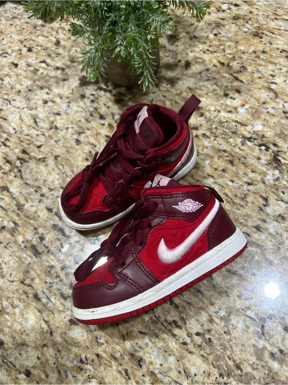 Nike Jordan Toddler Red/Pink/Maroon High-Top Sneakers 7C